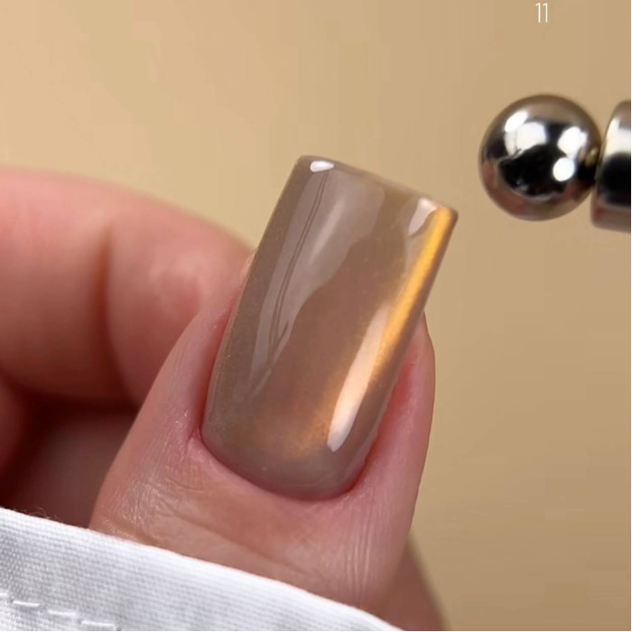 BIBLIOTEKA Cat eye #11 Flame гель-лак кошка медно-оранжевый 10ml