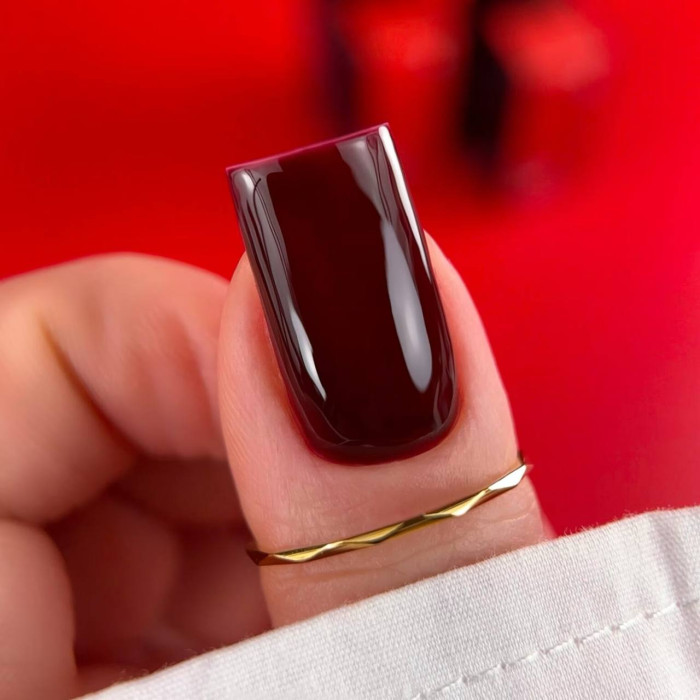 BIBLIOTEKA #047 Oxblood гель-лак темный красно-бордовый 10ml