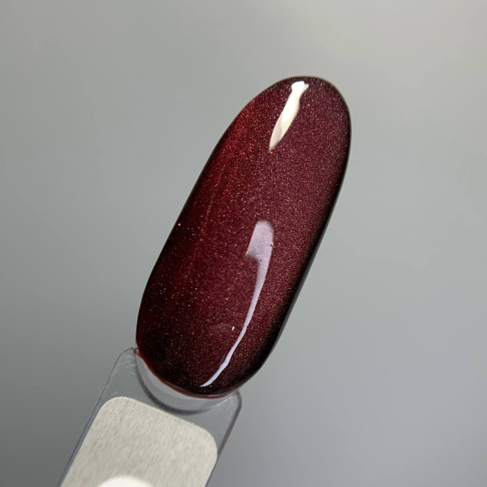 Saga Gel Polish Love Red #4 Гель-лак кішка баккара 10ml